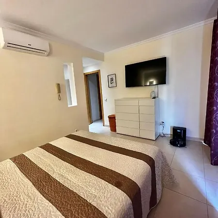 Acogedor Y Amplio Apartamento En Puerto Santiago Apartamento *